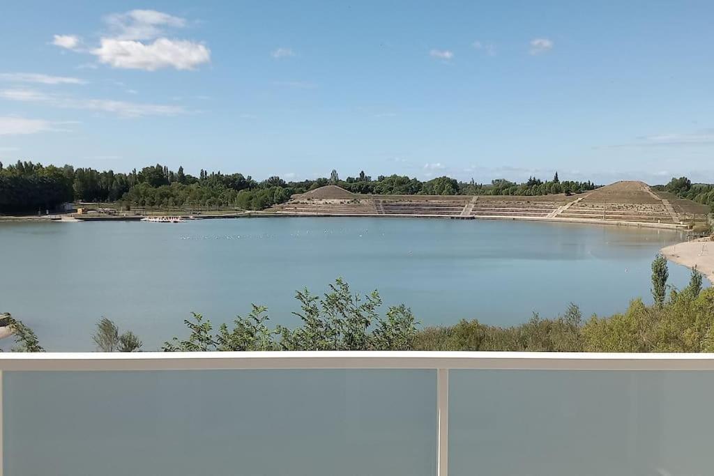 Appartement Climatise Au Coeur De La Provence Lac Et Parcs D'Attractions 10Mn Avignon Monteux Exterior foto
