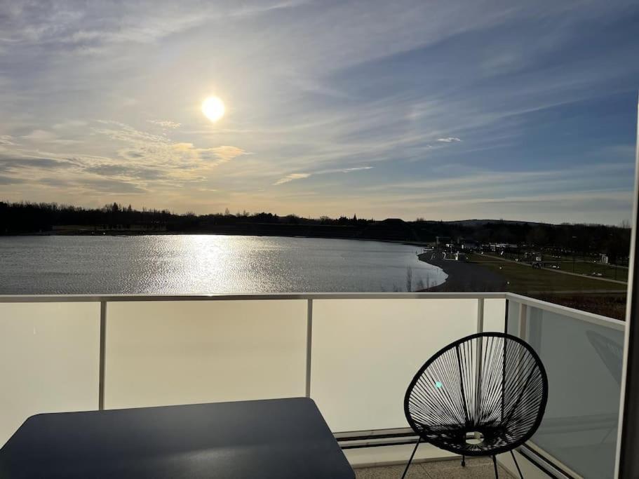 Appartement Climatise Au Coeur De La Provence Lac Et Parcs D'Attractions 10Mn Avignon Monteux Exterior foto